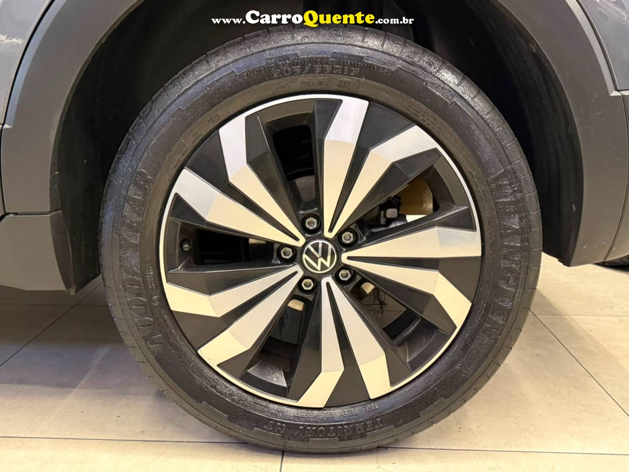 VOLKSWAGEN T-CROSS 1.0 200 TSI TOTAL 2025 - Loja
