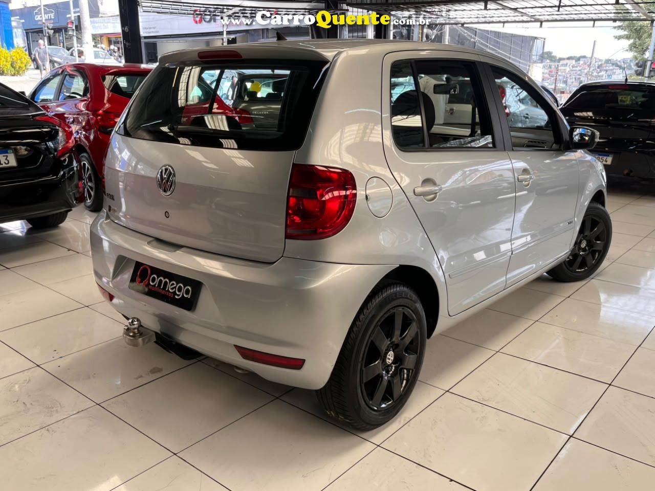 VOLKSWAGEN   FOX 1.0 MI TOTAL FLEX 8V 5P   PRATA 2014 1.0 FLEX - Loja