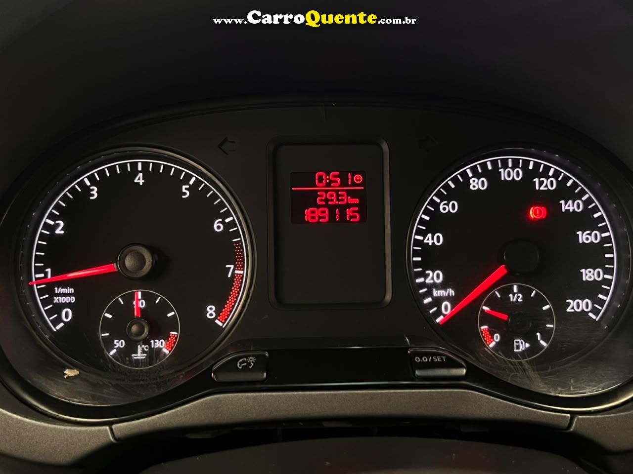 VOLKSWAGEN   FOX 1.0 MI TOTAL FLEX 8V 5P   PRATA 2014 1.0 FLEX - Loja