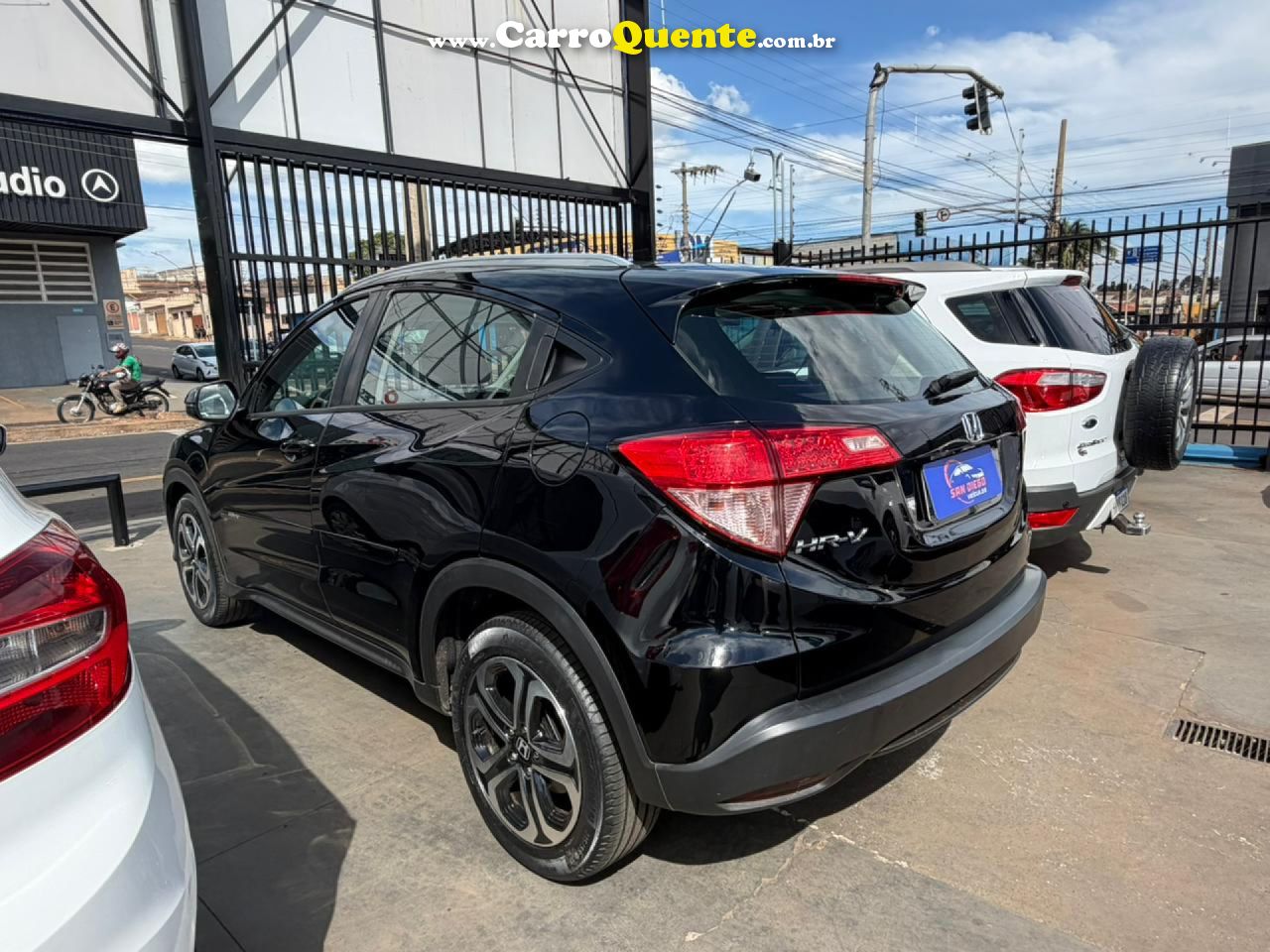 HONDA   HR-V EX 1.8 FLEXONE 16V 5P AUT.   PRETO 2018 1.8 GASOLINA - Loja