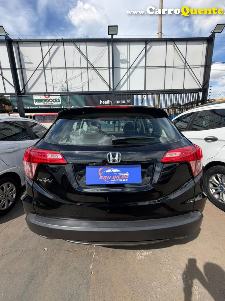 HONDA   HR-V EX 1.8 FLEXONE 16V 5P AUT.   PRETO 2018 1.8 GASOLINA - Loja