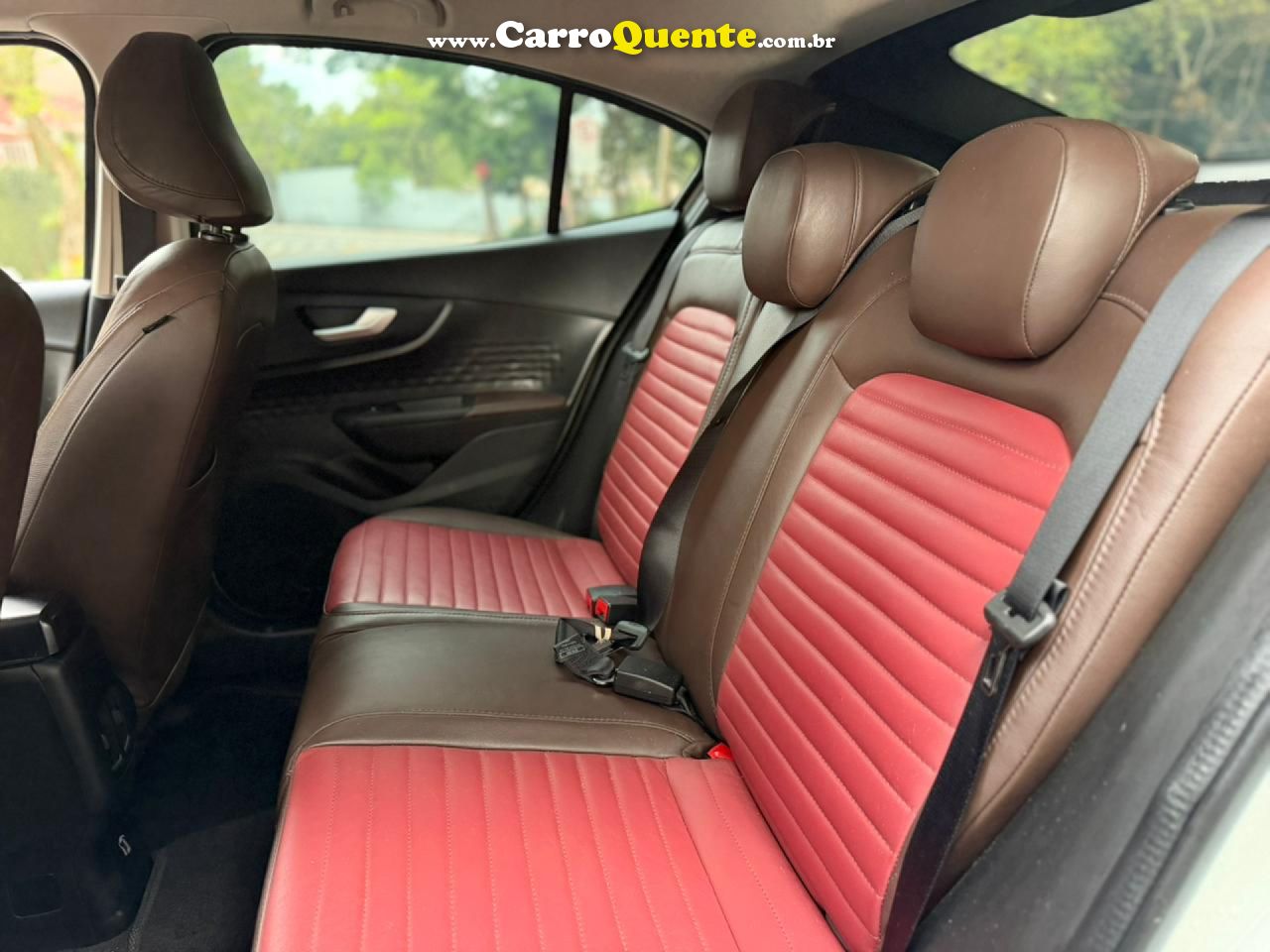 FIAT   FASTBACK AUDACE 1.0 200 T. FLEX AUT   BRANCO 2023 1.0 FLEX - Loja