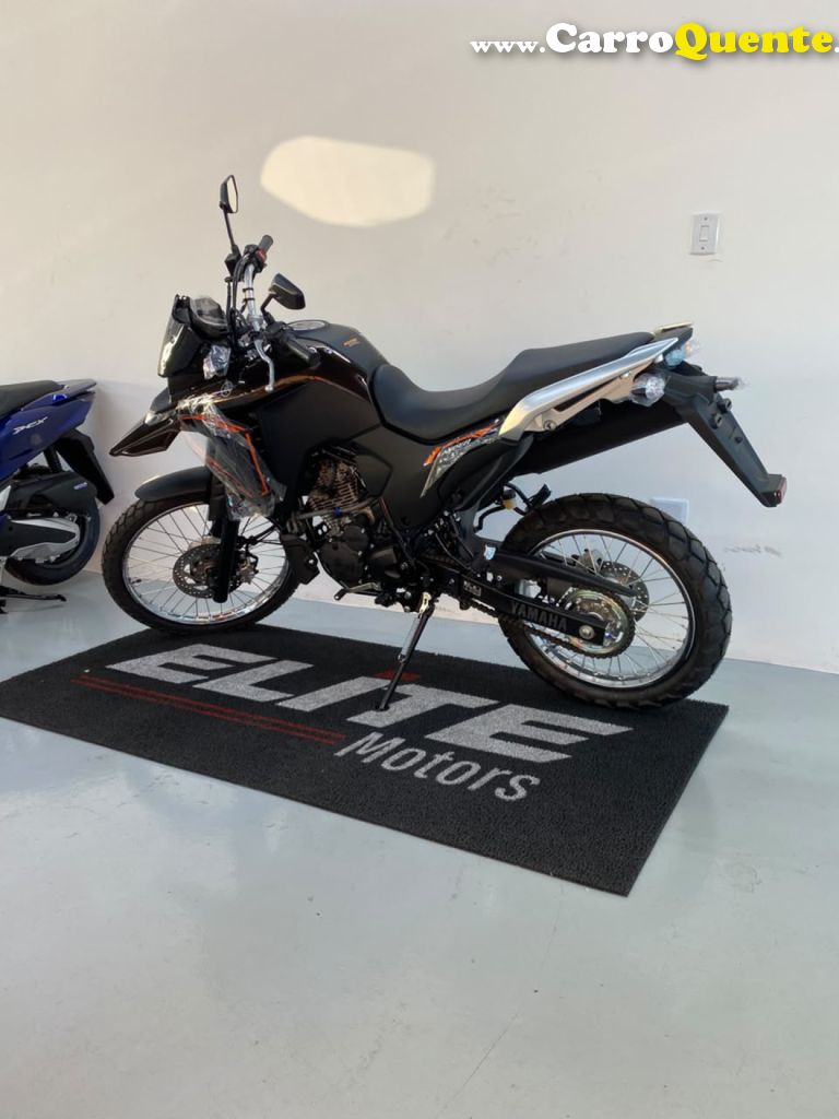 YAMAHA    LANDER 250    MARROM 2026 250CC GASOLINA - Loja