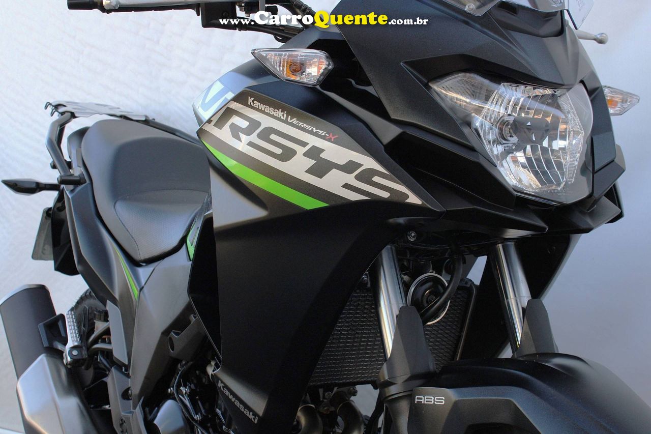 KAWASAKI VERSYS-X 300 ABS 2025 - Loja