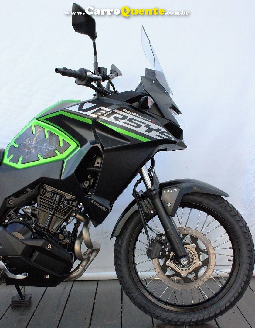 KAWASAKI VERSYS-X 300 ABS 2025 - Loja