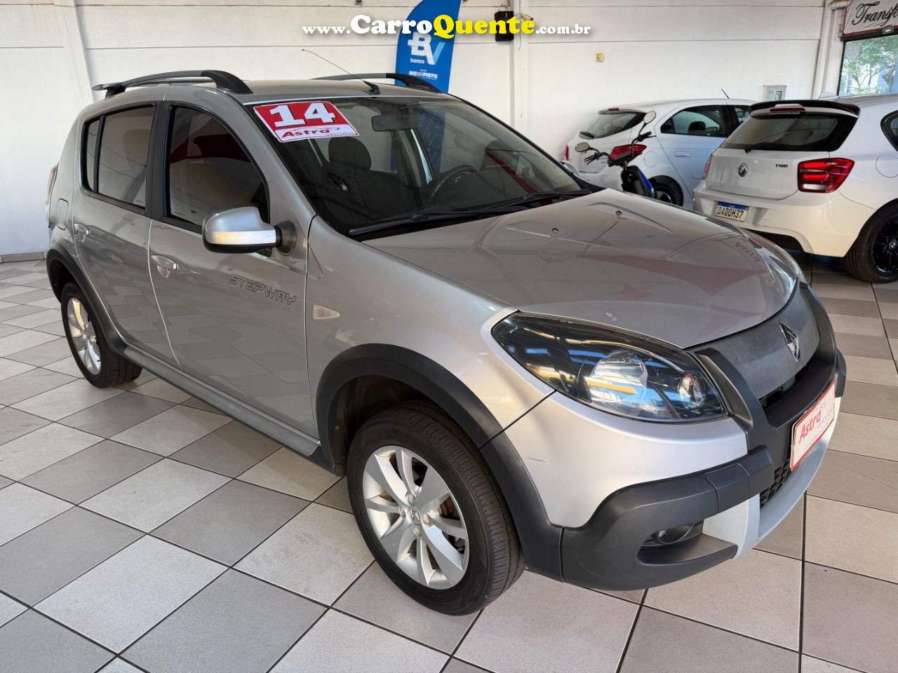 Sandero Stepway 1.6 8V (flex) 2014/2013 Renault - Loja