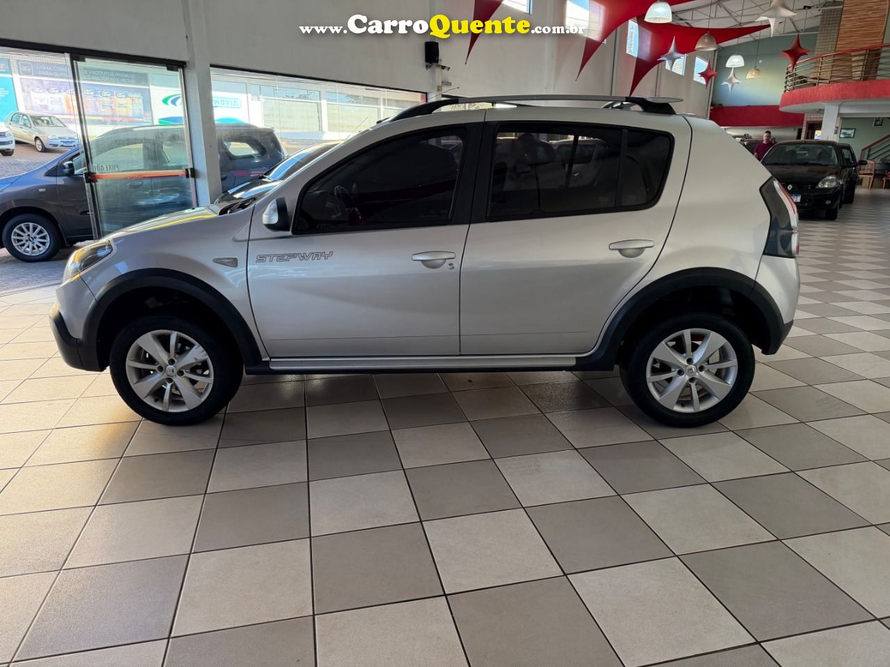 Sandero Stepway 1.6 8V (flex) 2014/2013 Renault - Loja
