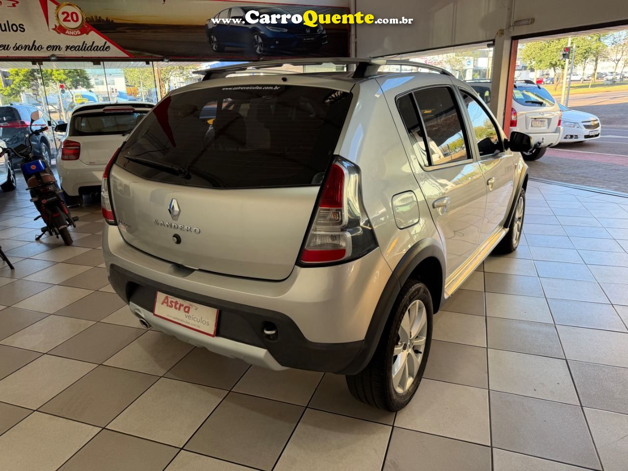 Sandero Stepway 1.6 8V (flex) 2014/2013 Renault - Loja
