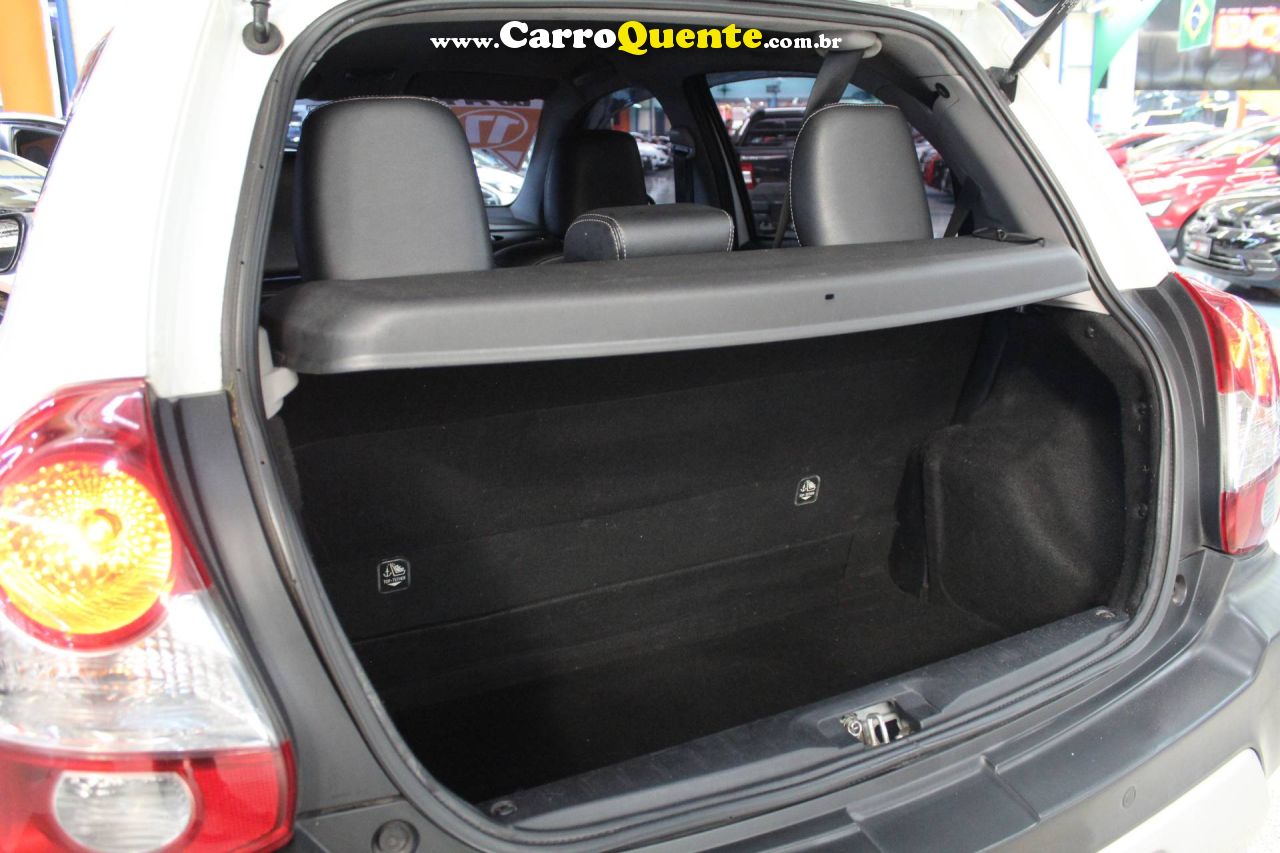 TOYOTA ETIOS CROSS 1.5 16V 2017 - Loja