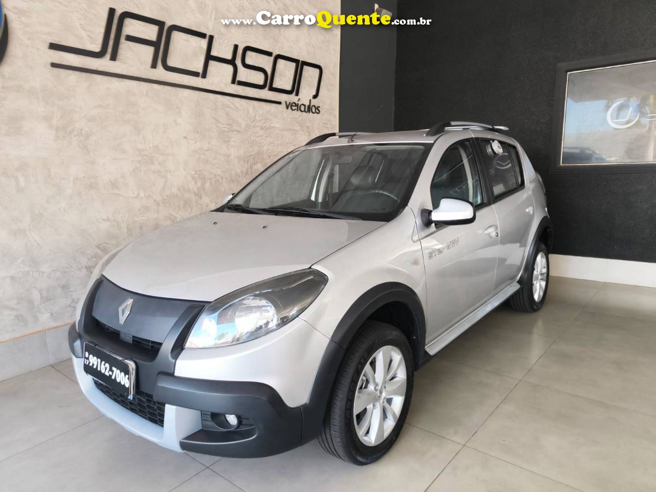 RENAULT SANDERO 2012/2013 - Loja