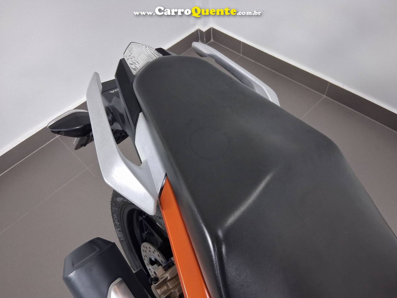 HONDA CB T 2017 - Loja