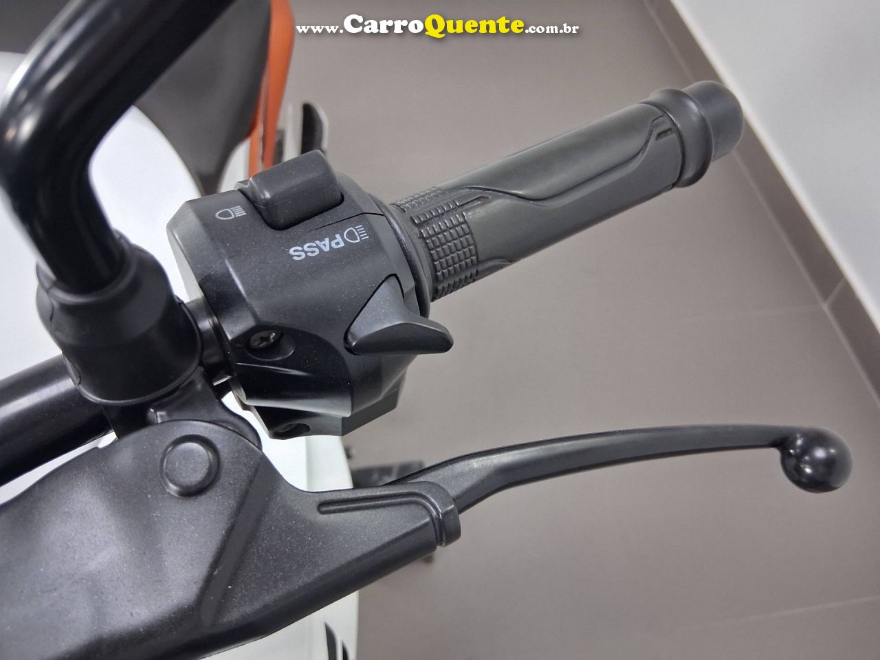 HONDA CB T 2017 - Loja