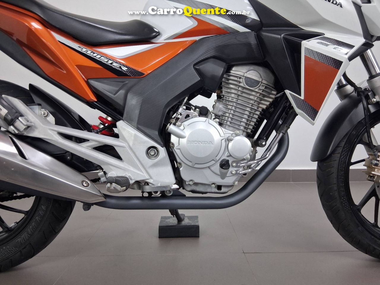 HONDA CB T 2017 - Loja