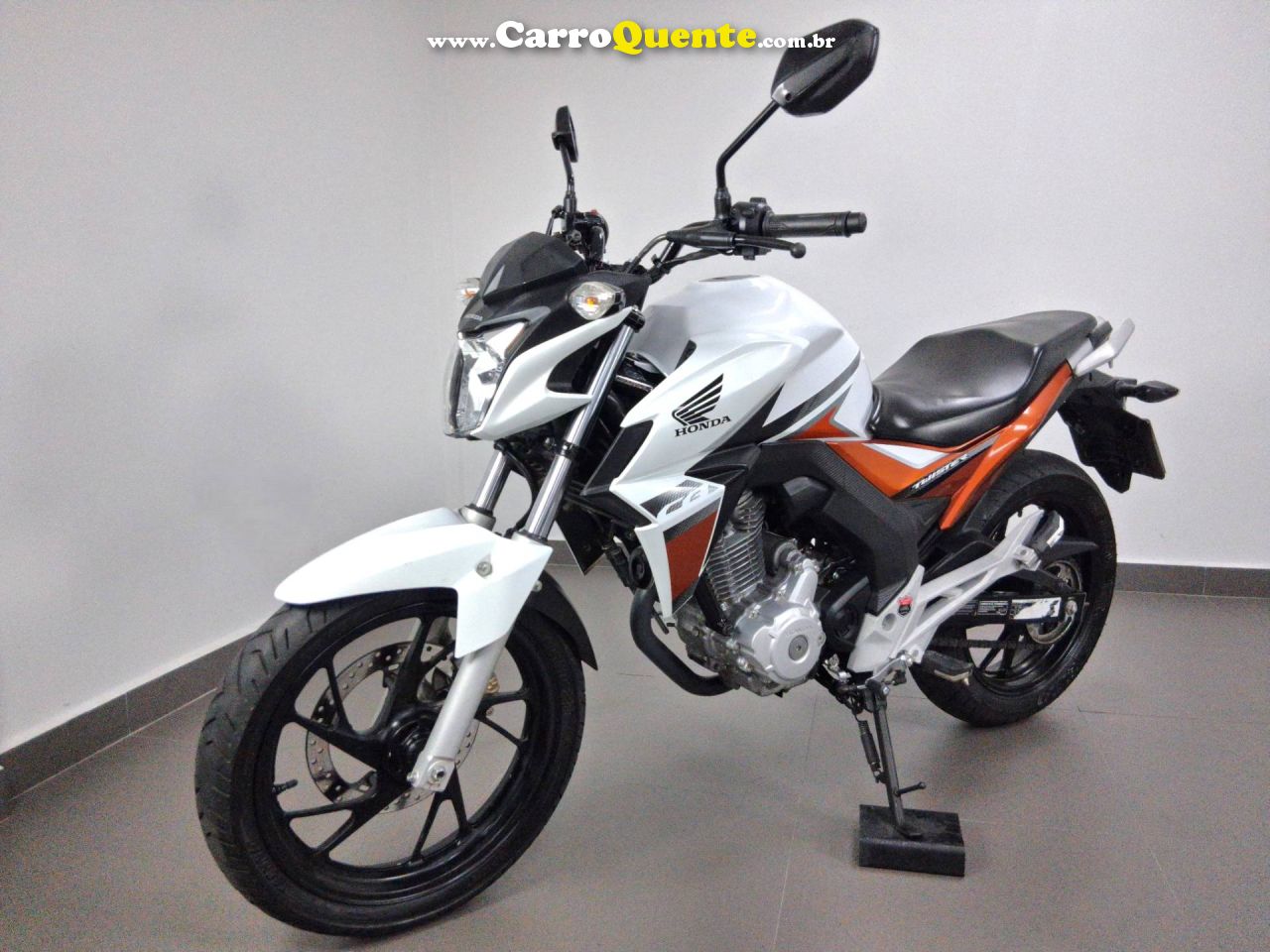 HONDA CB T 2017 - Loja
