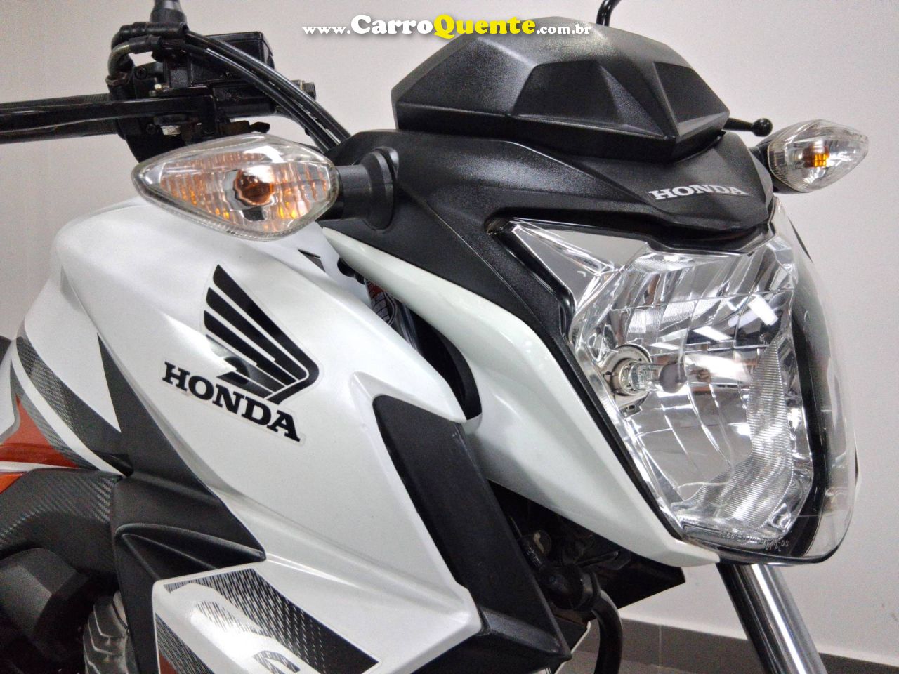 HONDA CB T 2017 - Loja