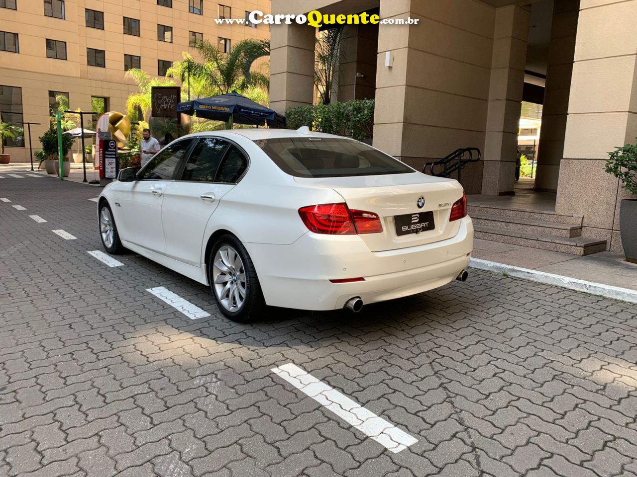 BMW   3.0 SEDAN 6 CILINDROS 24V TURBO GASOLINA 4P AUTOMÁTICO   BRANCO 2012 3.0 GASOLINA - Loja