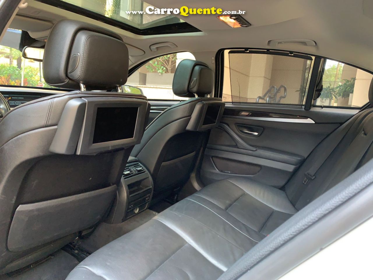 BMW   3.0 SEDAN 6 CILINDROS 24V TURBO GASOLINA 4P AUTOMÁTICO   BRANCO 2012 3.0 GASOLINA - Loja