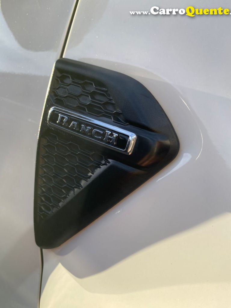 FIAT   STRADA RANCH 1.3 FLEX 8V CD AUT.   BRANCO 2023 1.3 FLEX - Loja