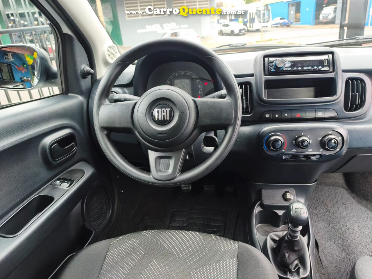 FIAT   MOBI LIKE 1.0 FIRE FLEX 5P.   BRANCO 2024 1.0 FLEX - Loja