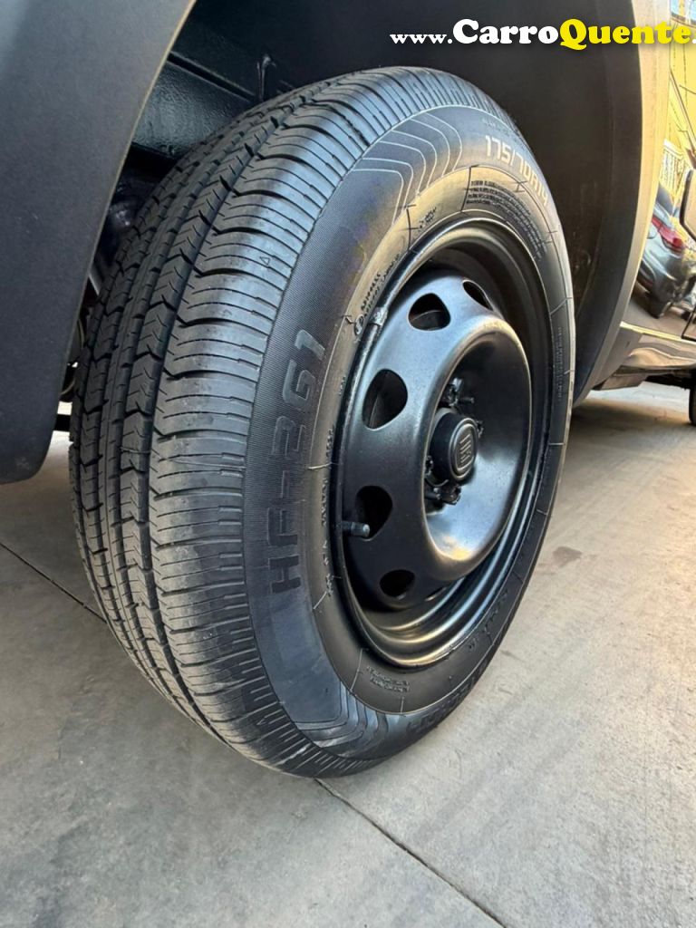 FIAT   STRADA WORKING HARD 1.4 FIRE FLEX 8V CS   PRETO 2015 1.4 FLEX - Loja