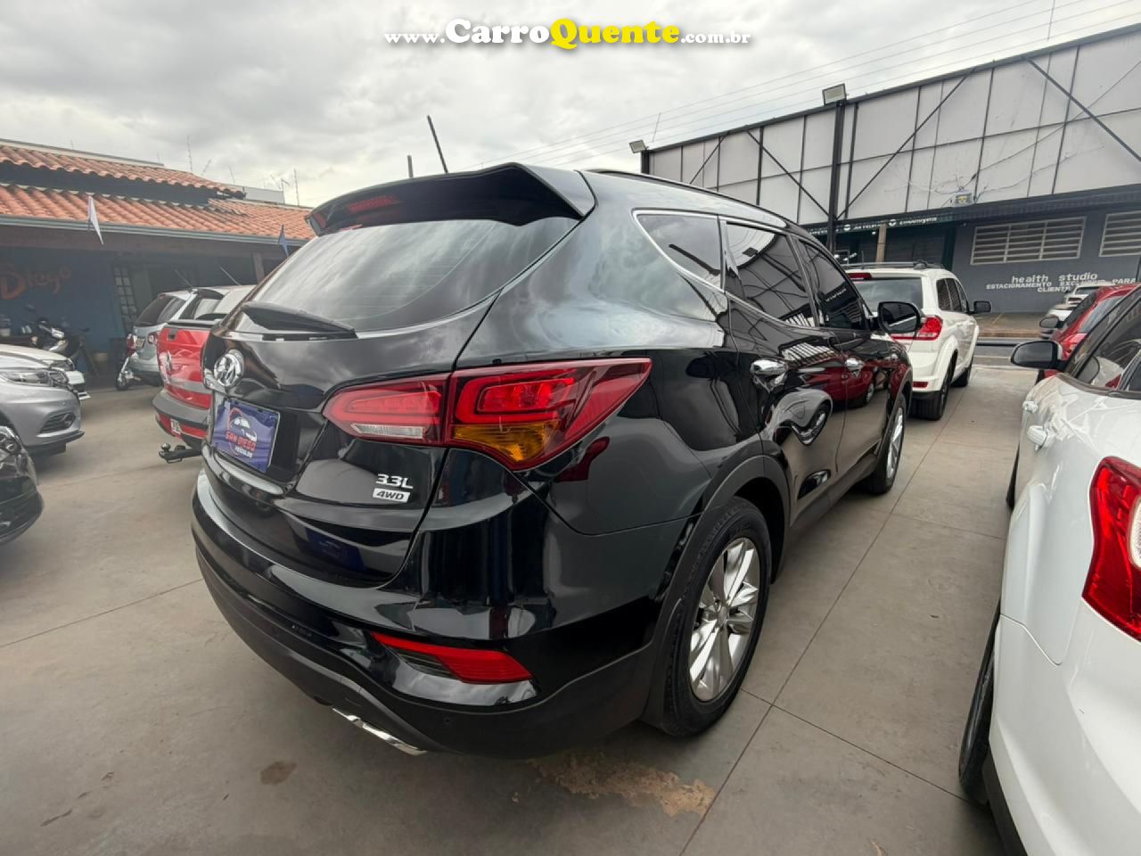 HYUNDAI   SANTA FEGLS 3.3 V6 4X4 TIPTRONIC   PRETO 2019 3.3 GASOLINA - Loja