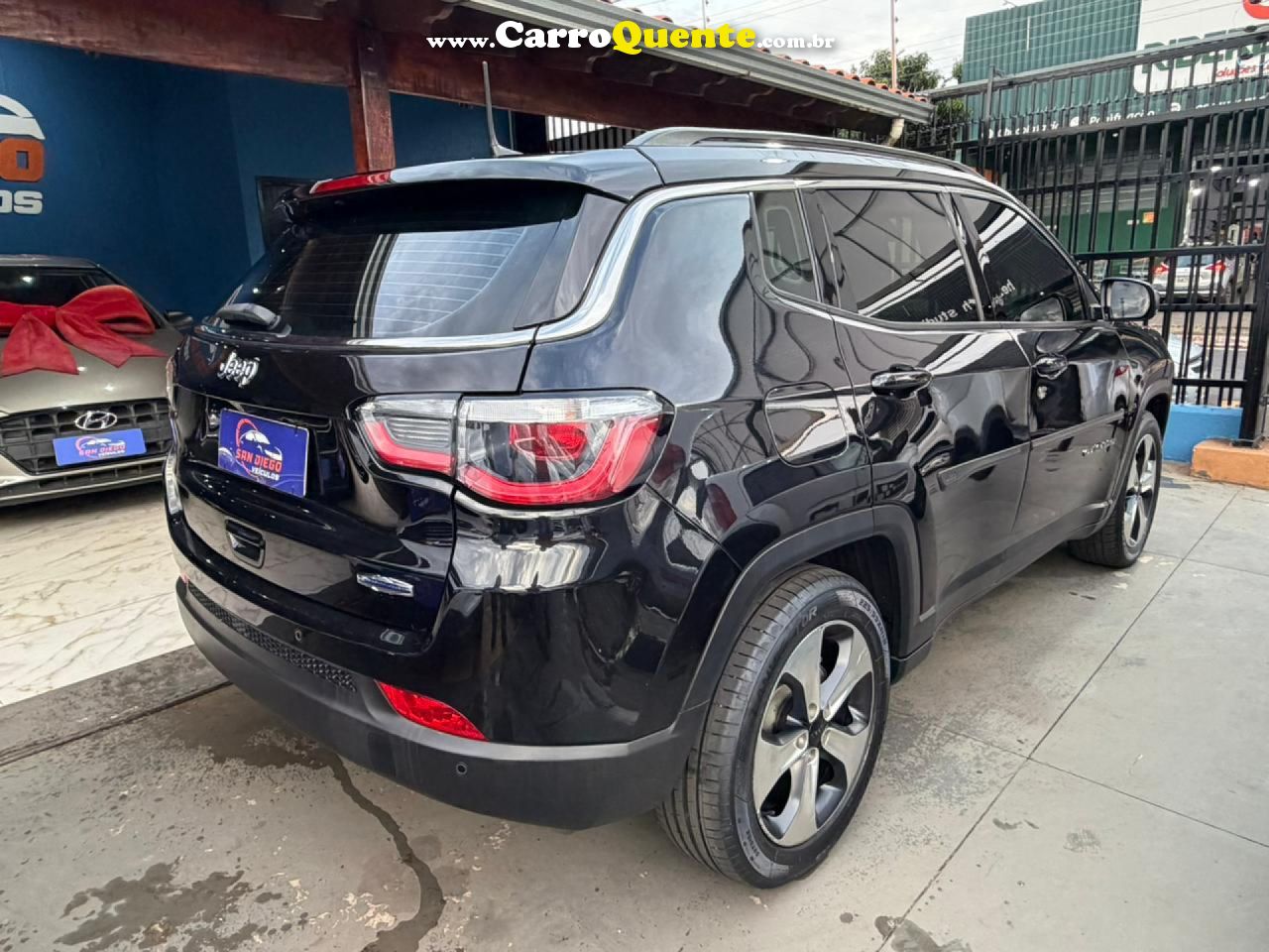 JEEP   COMPASS LONGITUDE 2.0 4X2 FLEX 16V AUT.   PRETO 2018 2.0 FLEX - Loja