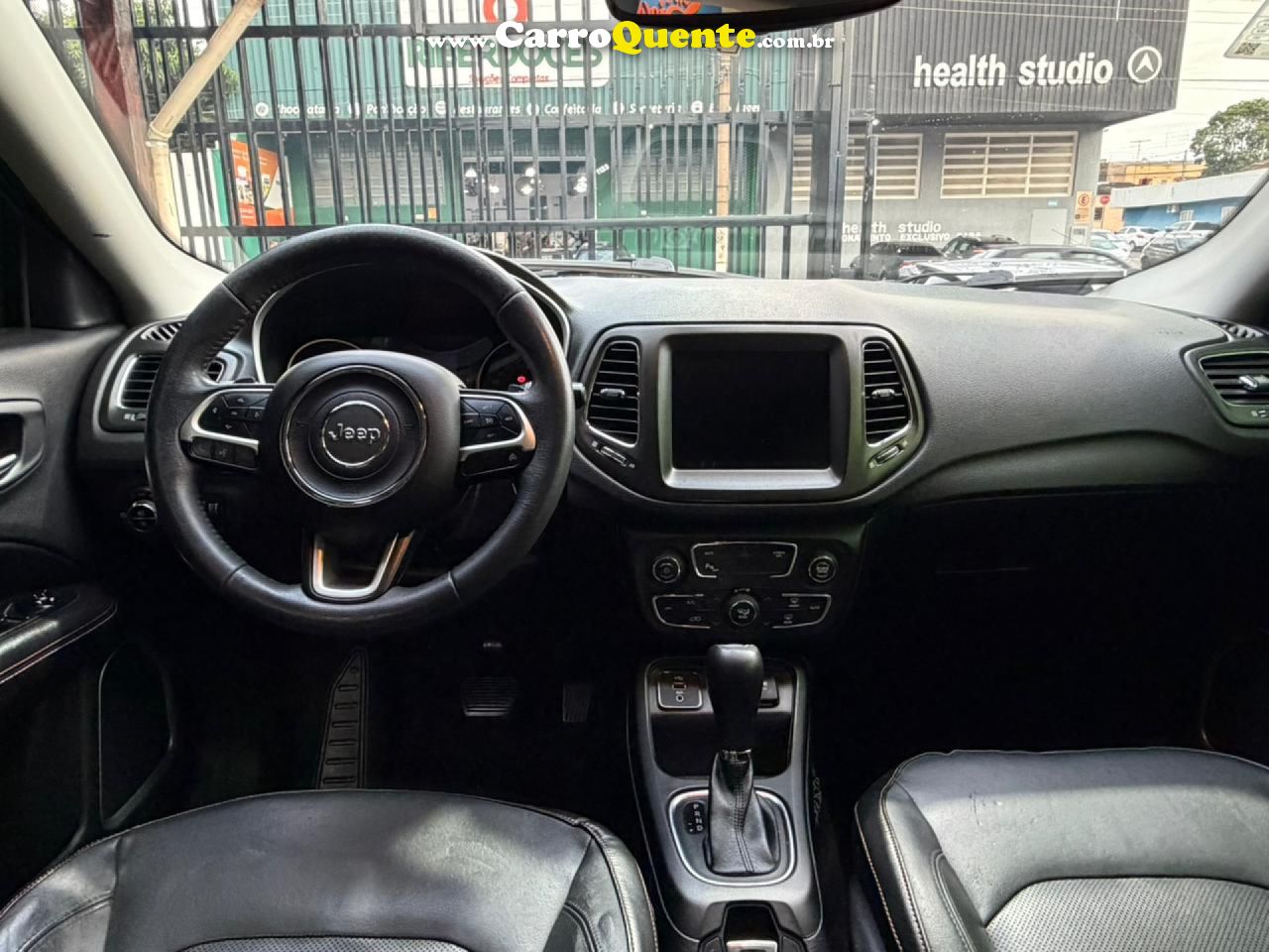 JEEP   COMPASS LONGITUDE 2.0 4X2 FLEX 16V AUT.   PRETO 2018 2.0 FLEX - Loja