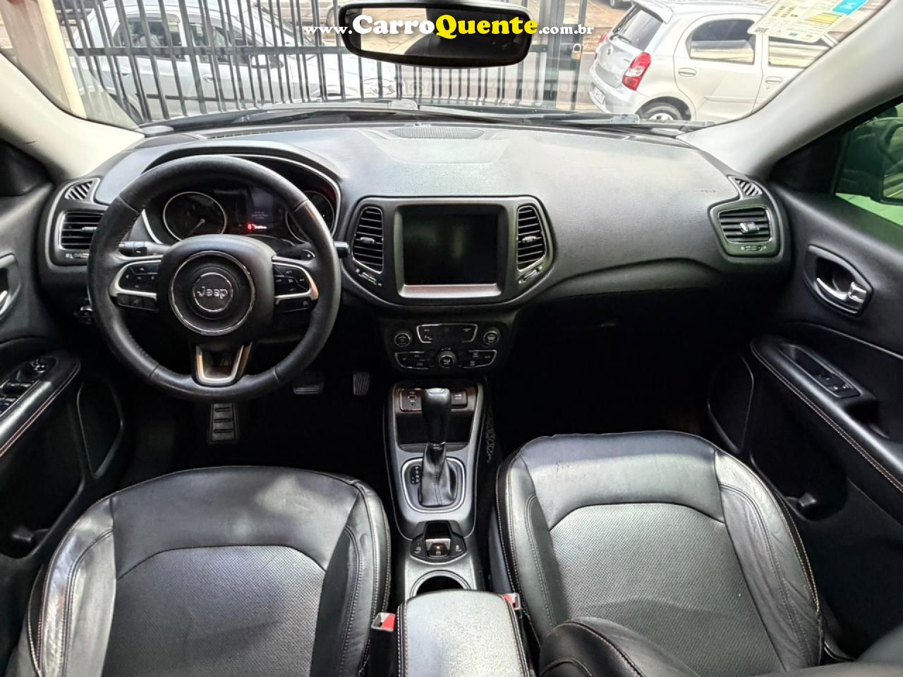 JEEP   COMPASS LONGITUDE 2.0 4X2 FLEX 16V AUT.   PRETO 2018 2.0 FLEX - Loja
