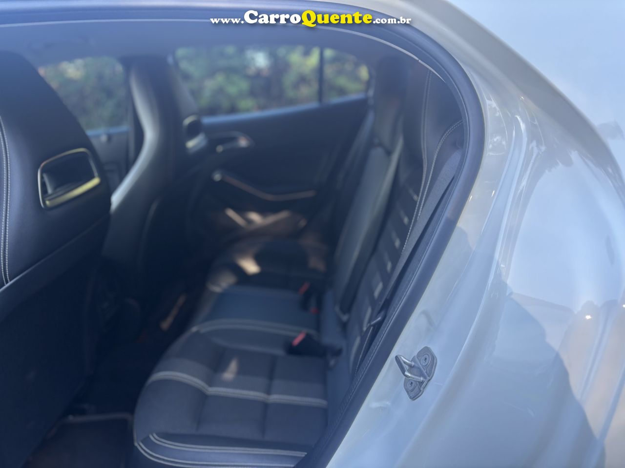 MERCEDES-BENZ   GLA 200 ADVANCE 1.61.6 TB 16V FLEX AUT.   BRANCO 2020 1.6 FLEX - Loja