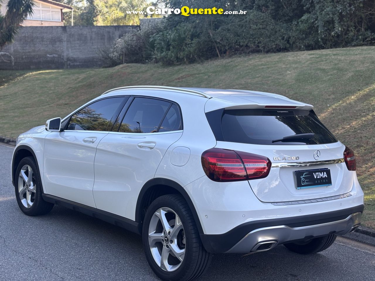 MERCEDES-BENZ   GLA 200 ADVANCE 1.61.6 TB 16V FLEX AUT.   BRANCO 2020 1.6 FLEX - Loja