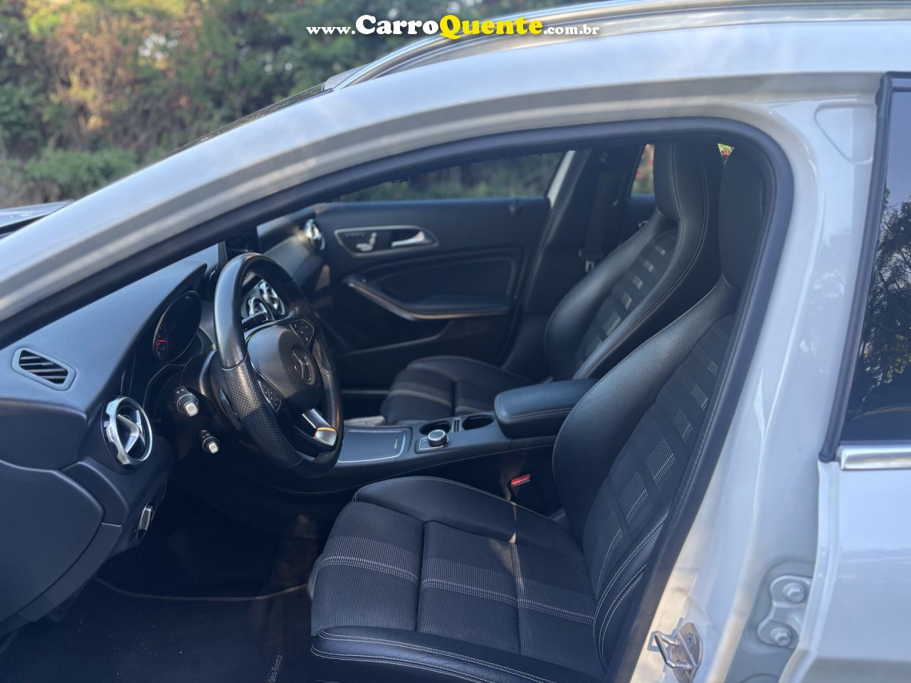 MERCEDES-BENZ   GLA 200 ADVANCE 1.61.6 TB 16V FLEX AUT.   BRANCO 2020 1.6 FLEX - Loja
