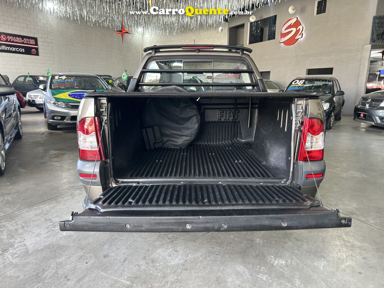 FIAT   STRADA TREKKING 1.6 16V FLEX CE   CINZA 2013 1.6 FLEX - Loja
