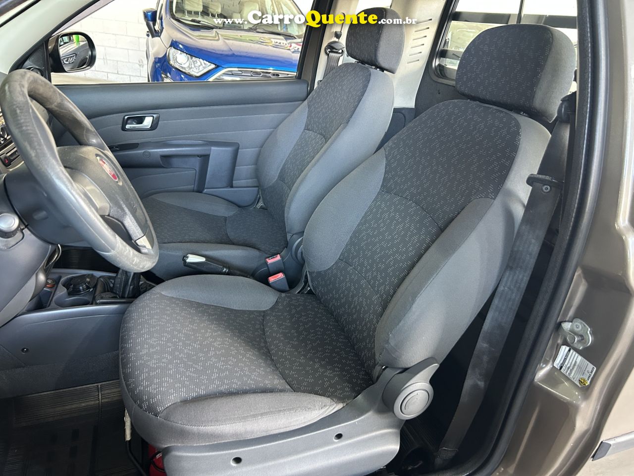 FIAT   STRADA TREKKING 1.6 16V FLEX CE   CINZA 2013 1.6 FLEX - Loja