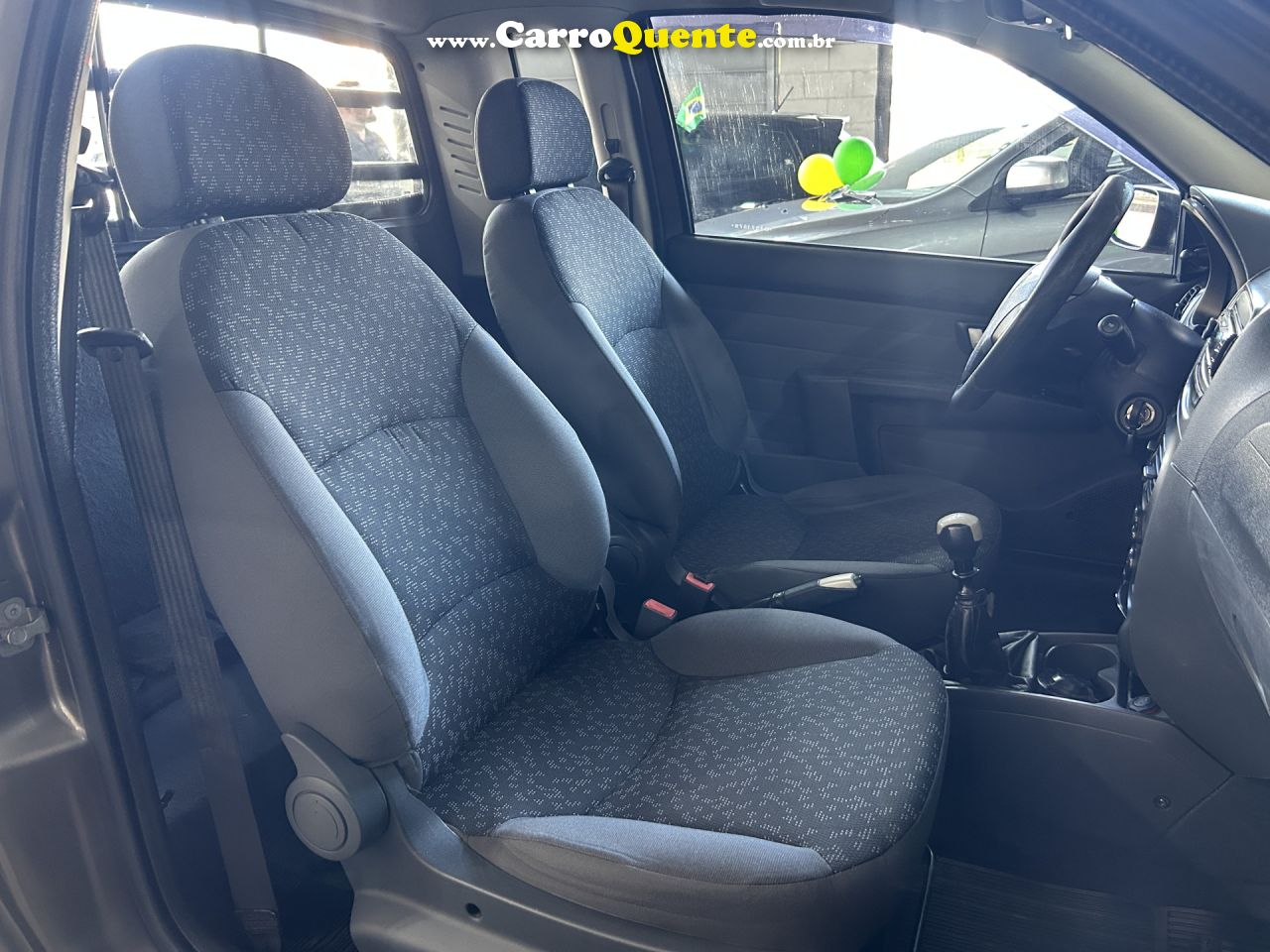FIAT   STRADA TREKKING 1.6 16V FLEX CE   CINZA 2013 1.6 FLEX - Loja