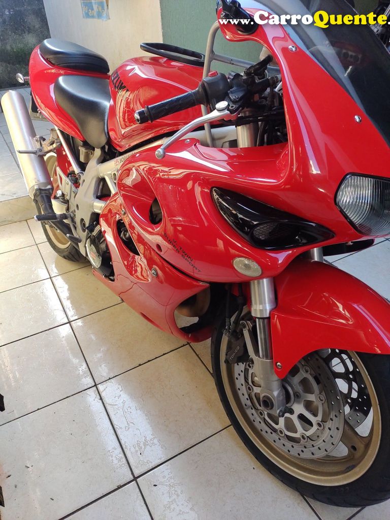 Suzuki TL 1000s   moto esportiva  aceito troca  Gasolina Manual - Particular