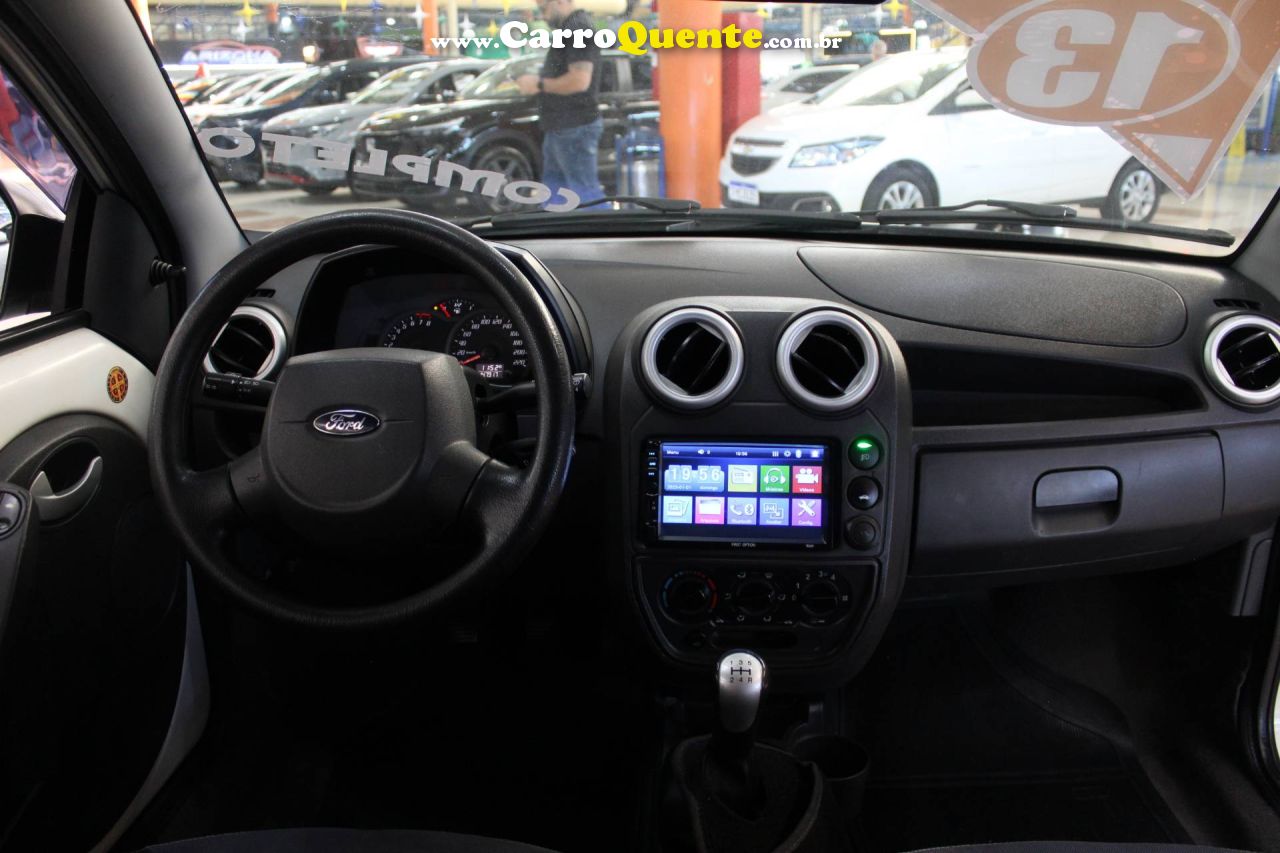 FORD KA 1.0 MPI 8V 2013 - Loja