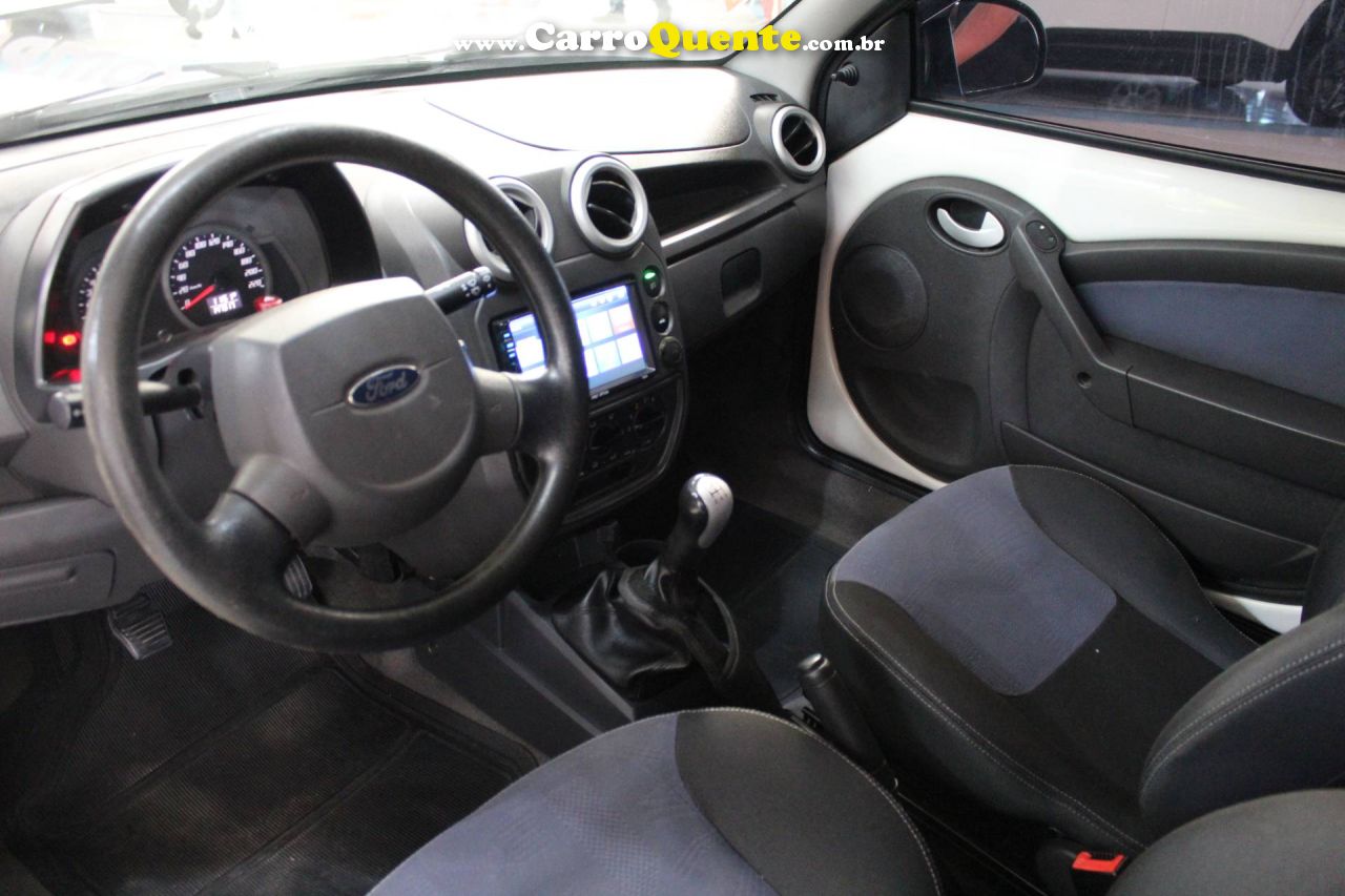 FORD KA 1.0 MPI 8V 2013 - Loja