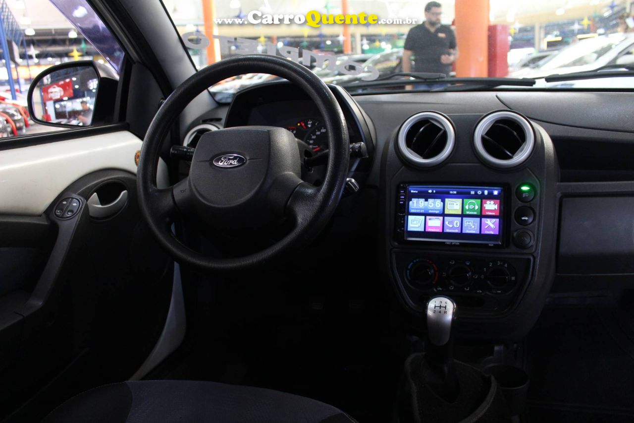 FORD KA 1.0 MPI 8V 2013 - Loja