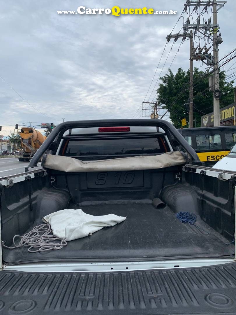 CHEVROLET S10 2.8 LTZ 4X2 CD 16V TURBO 2015 - Loja