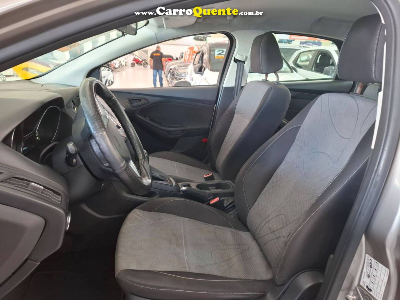 FORD FOCUS 2.0 S SEDAN 16V AUTO 2014 - Loja