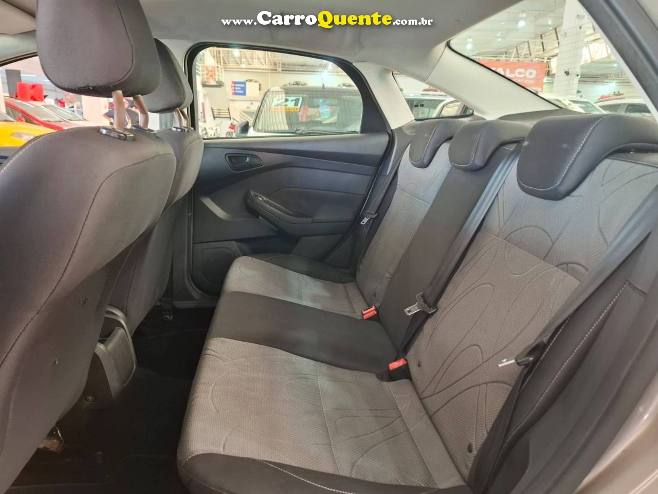 FORD FOCUS 2.0 S SEDAN 16V AUTO 2014 - Loja