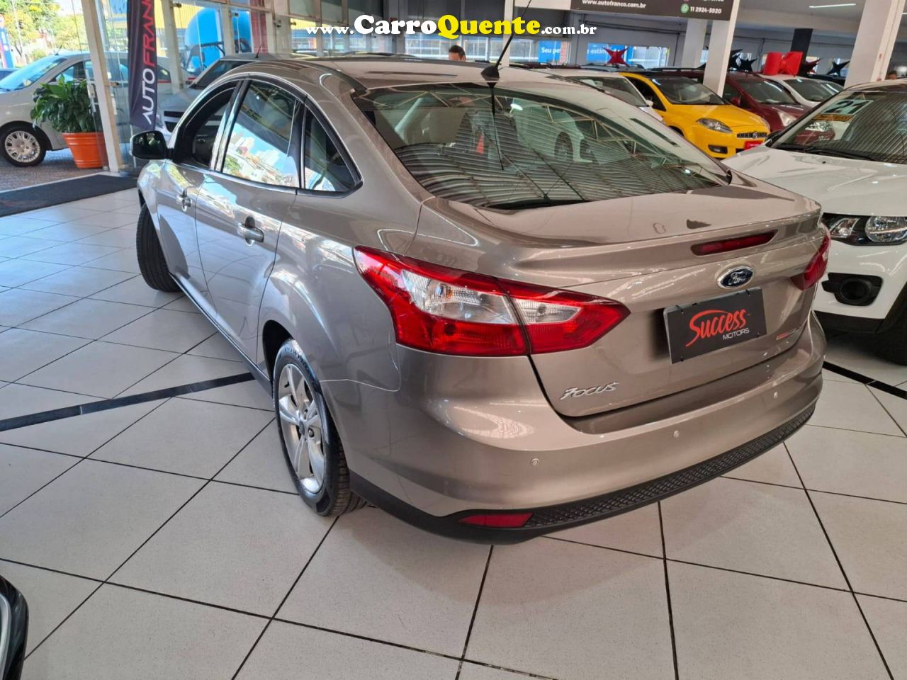 FORD FOCUS 2.0 S SEDAN 16V AUTO 2014 - Loja