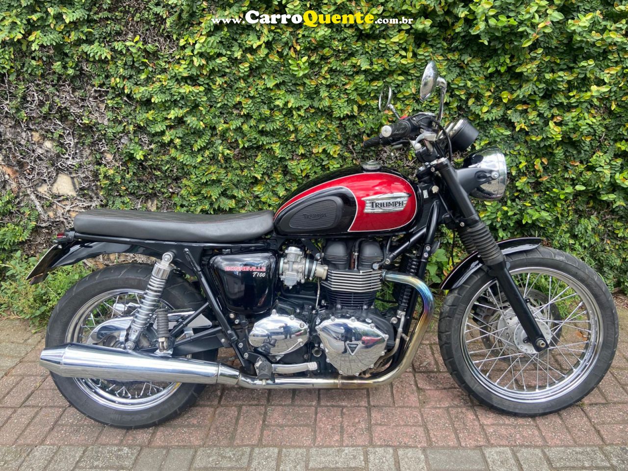 TRIUMPH   BONNEVILLE T 100   PRETO 2015 900 GASOLINA - Loja
