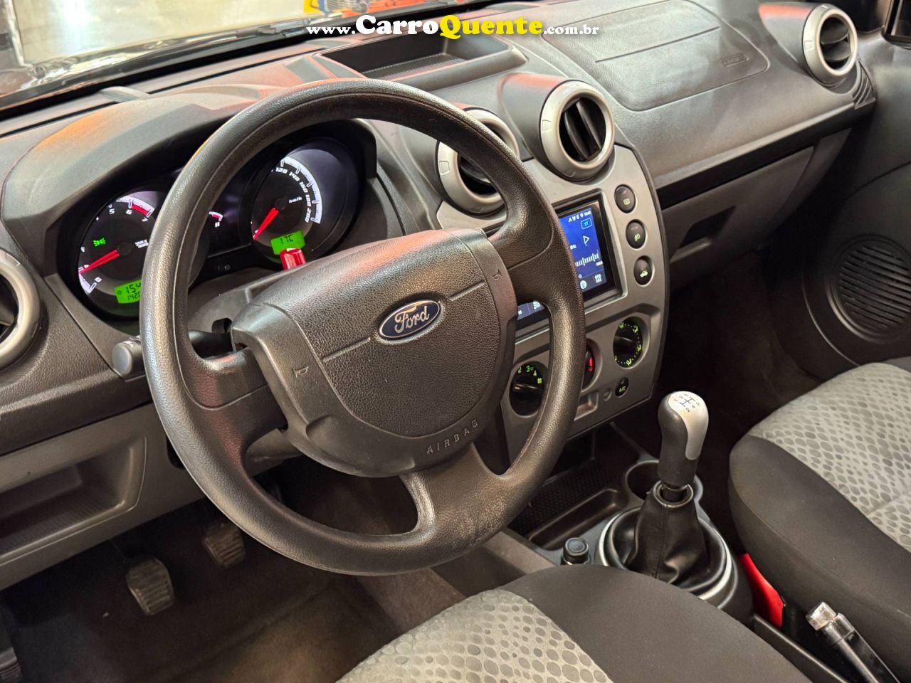 FORD FIESTA 1.6 ROCAM HATCH 8V 2014 - Loja