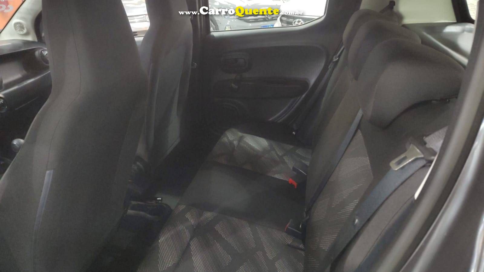 FIAT MOBI 1.0 8V EVO LIKE 2022 - Loja