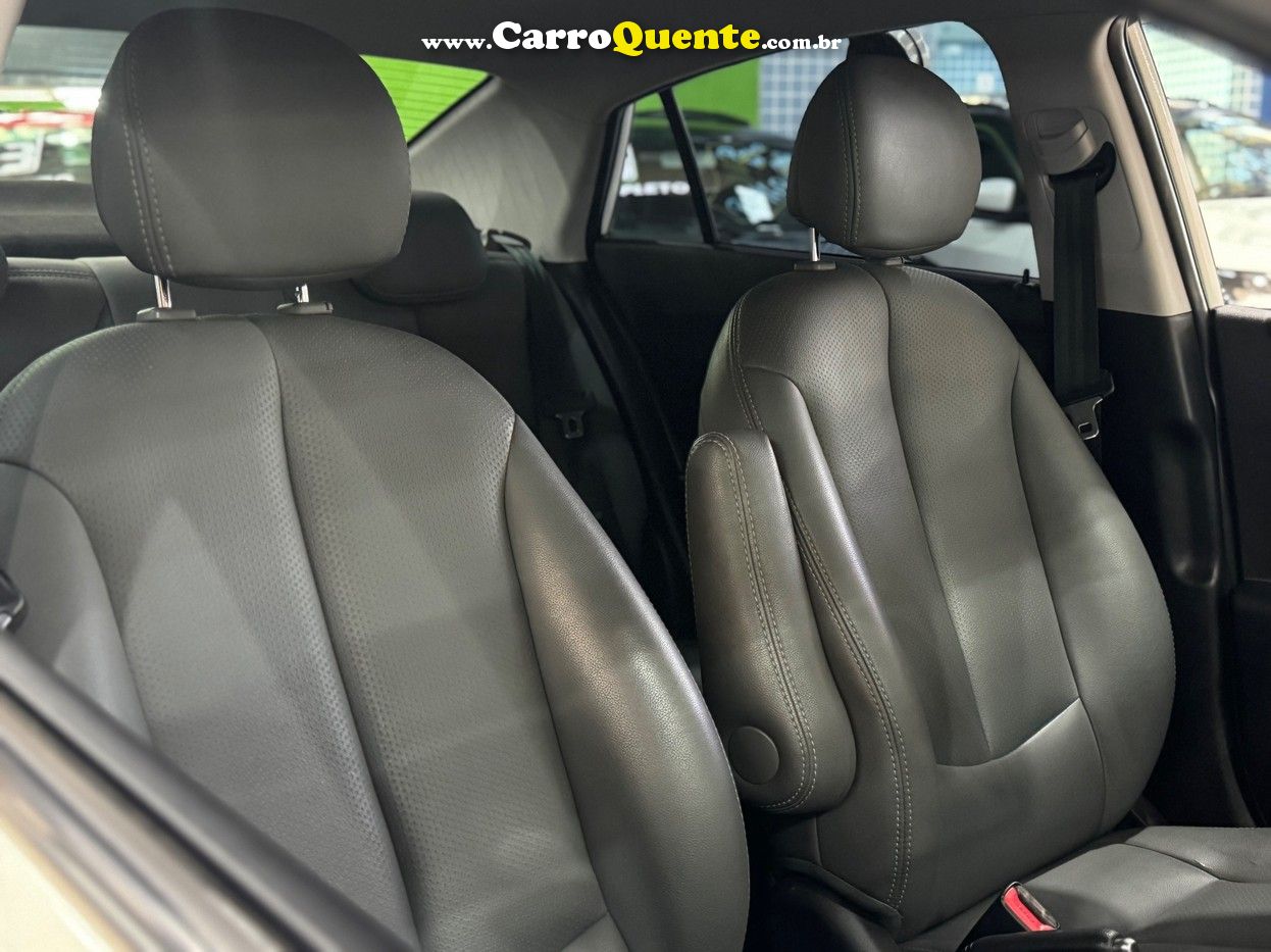 HYUNDAI HB20S 1.6 COMFORT PLUS 16V 2017 - Loja