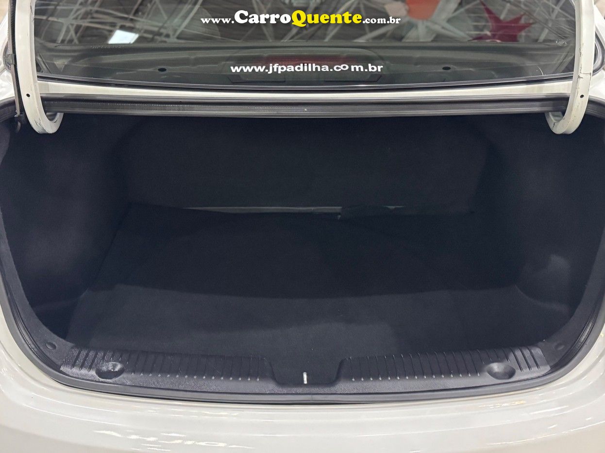 HYUNDAI HB20S 1.6 COMFORT PLUS 16V 2017 - Loja