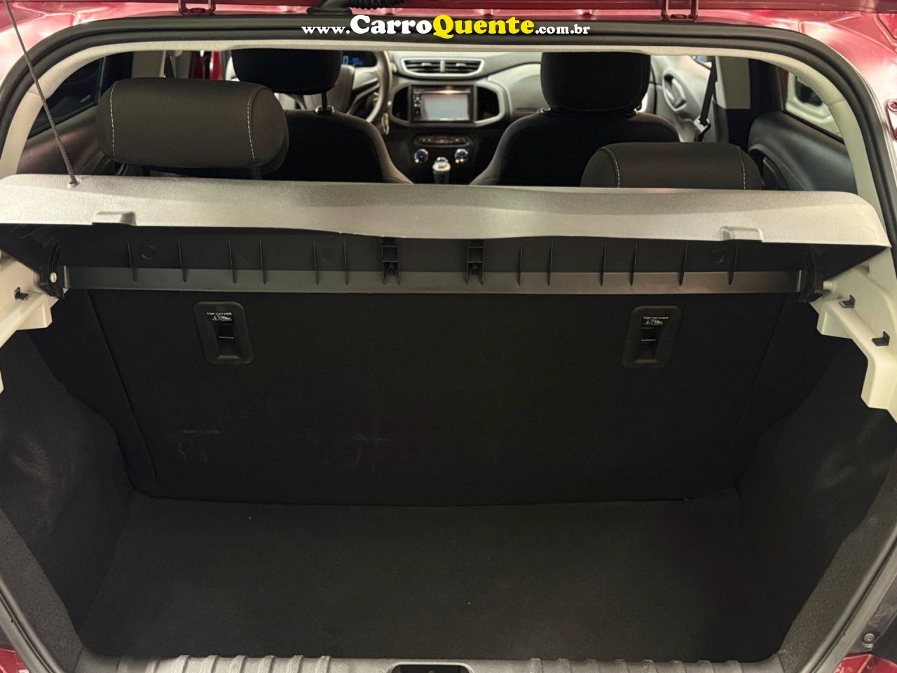 CHEVROLET ONIX 1.0 MPFI LT 8V 2018 - Loja