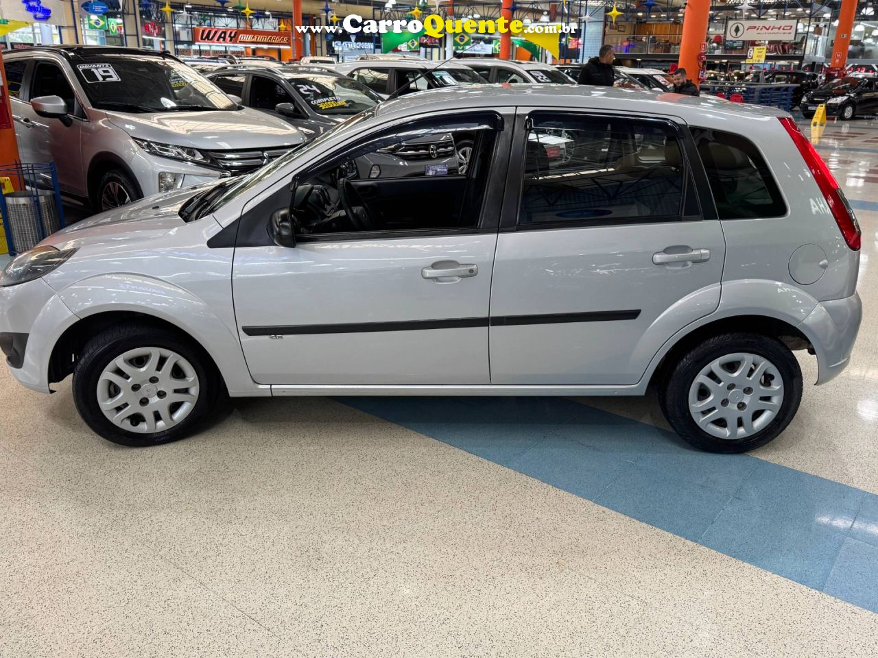 FORD FIESTA 1.0 ROCAM HATCH 8V 2014 - Loja