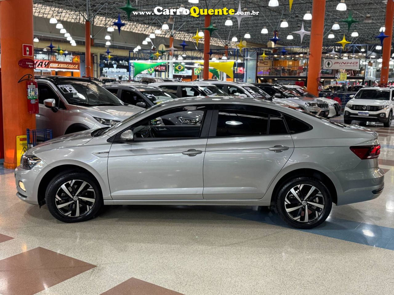 VOLKSWAGEN VIRTUS 1.0 200 TSI COMFORTLINE 2022 - Loja